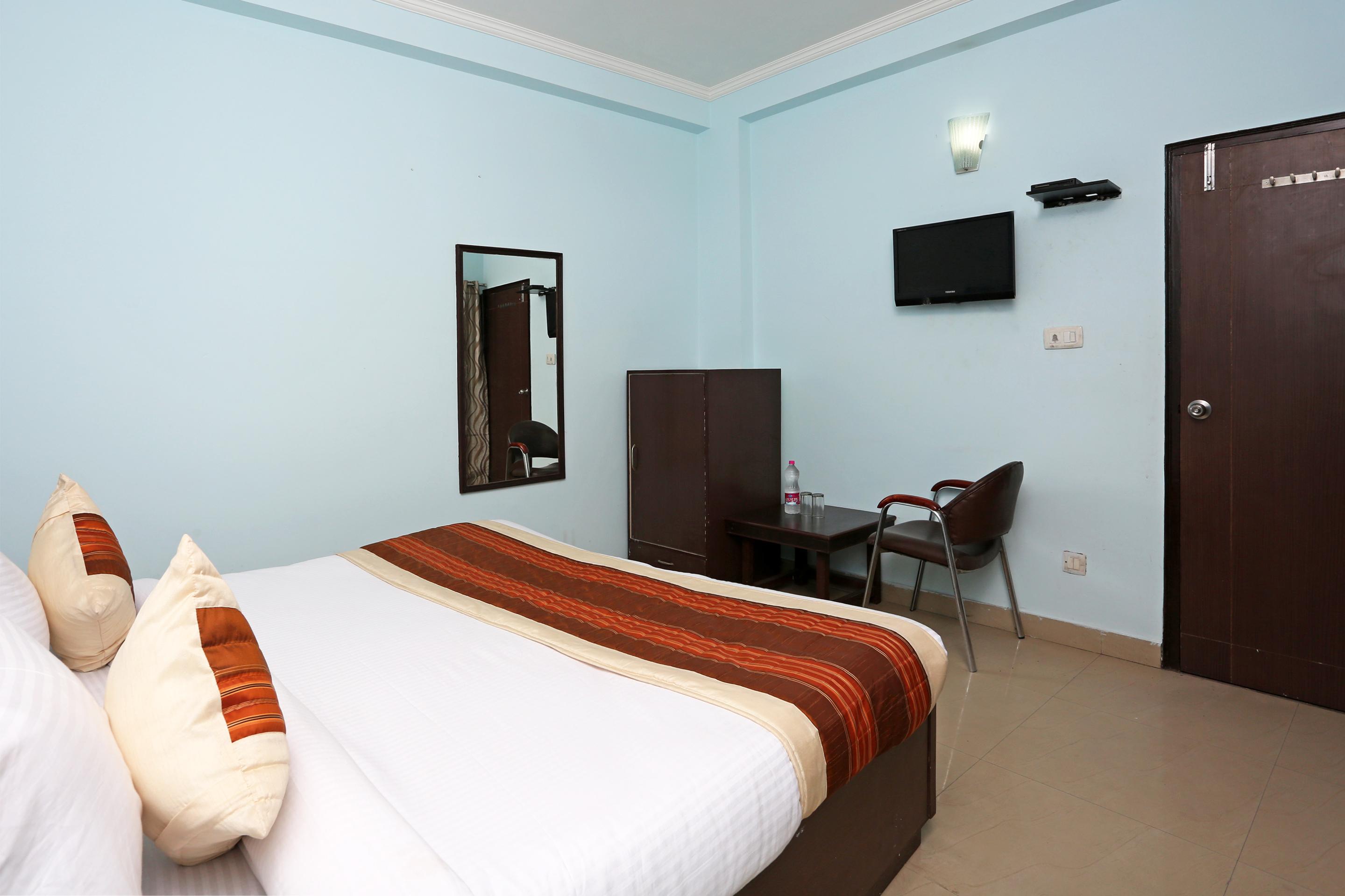Hotel Aero Look à New Delhi Extérieur photo