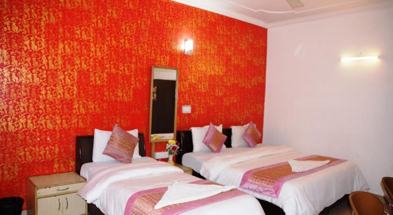 Hotel Aero Look à New Delhi Extérieur photo